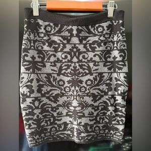 Forever 21 Black and Gray Floral Pencil Skirt